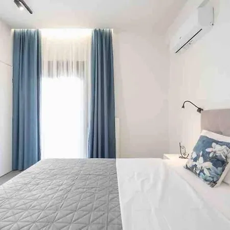 Cozy Apartment In A New Building Apartment 2 Le Pirée Extérieur photo